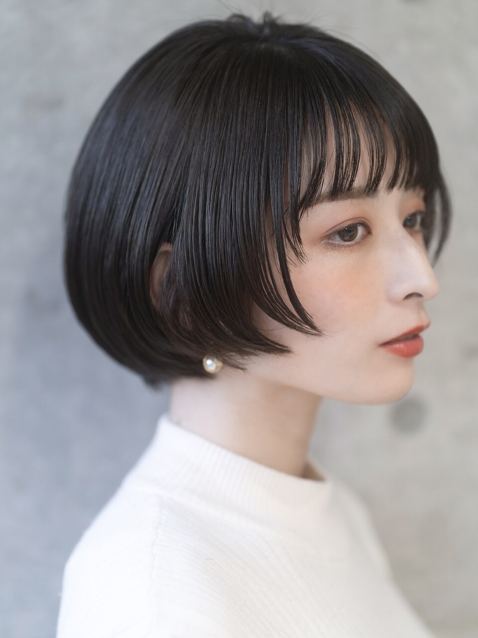 【emu井上信洋】カジュアルモードな黒髪レトロマッシュショート