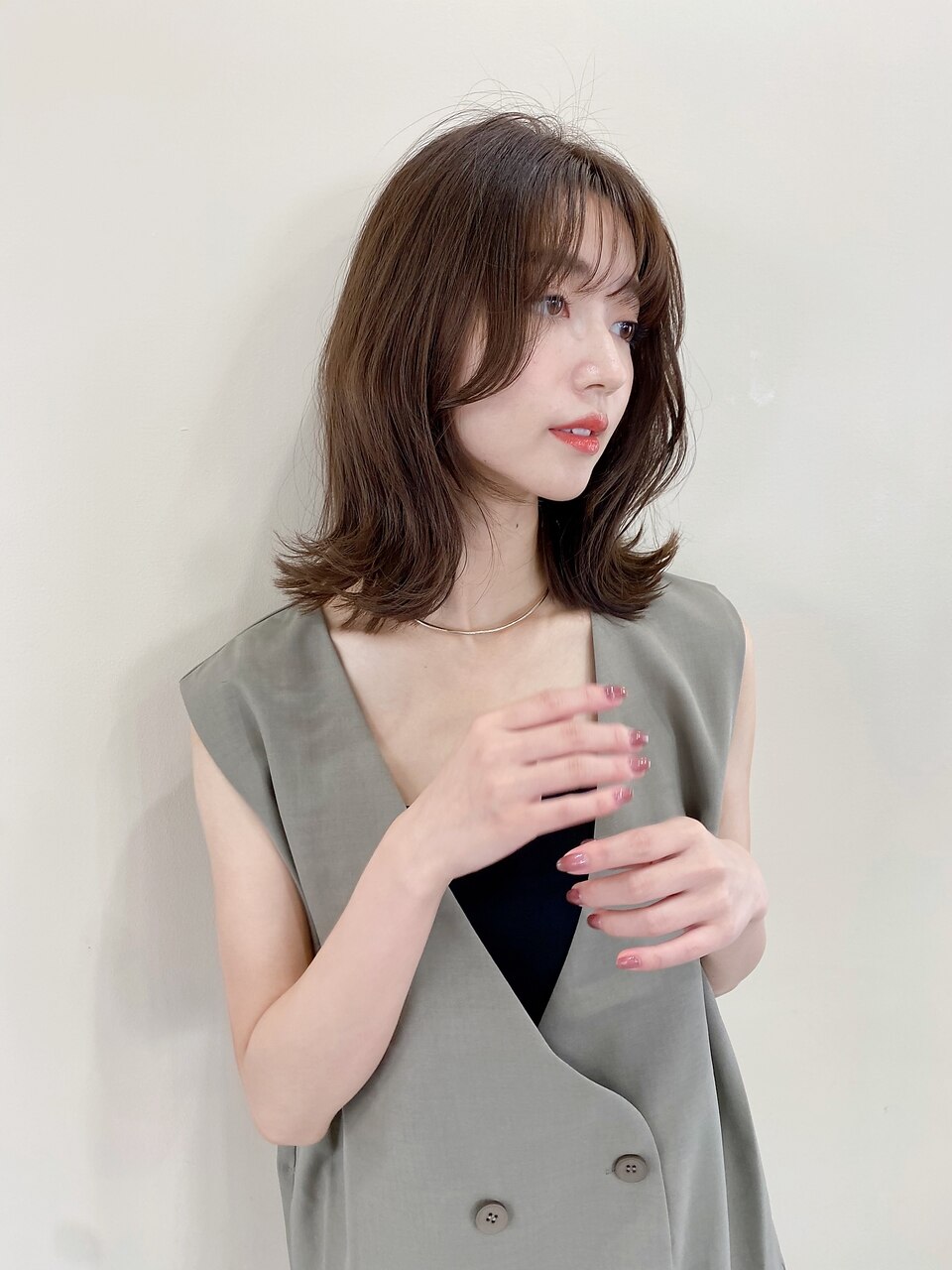 大人ふんわりレイヤーミディアムペールベージュ