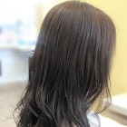 アッシュグレージュ