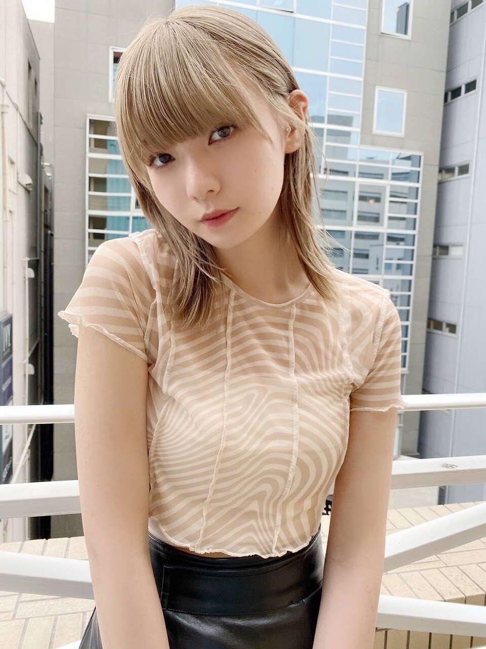 　『重めバング　×   ホワイトベージュ　』　ECOO