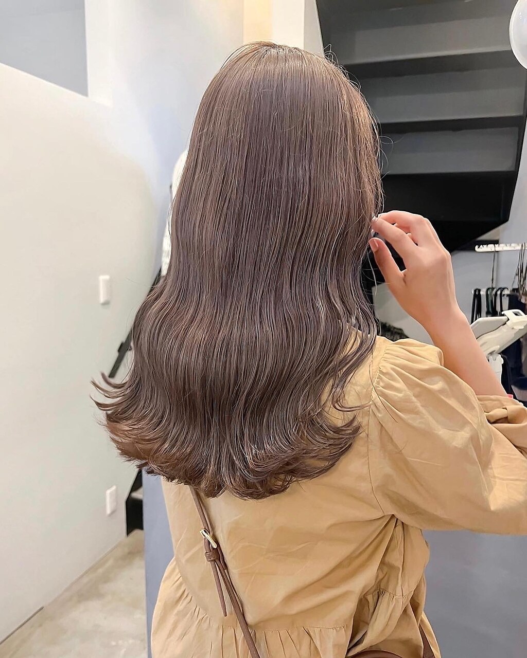 マロンベージュ