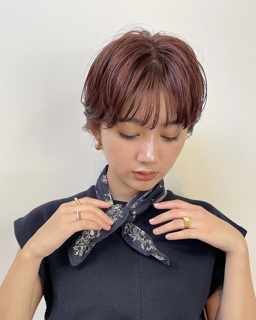 チェリーレッド　大人耳掛けショート　吉野裕里加