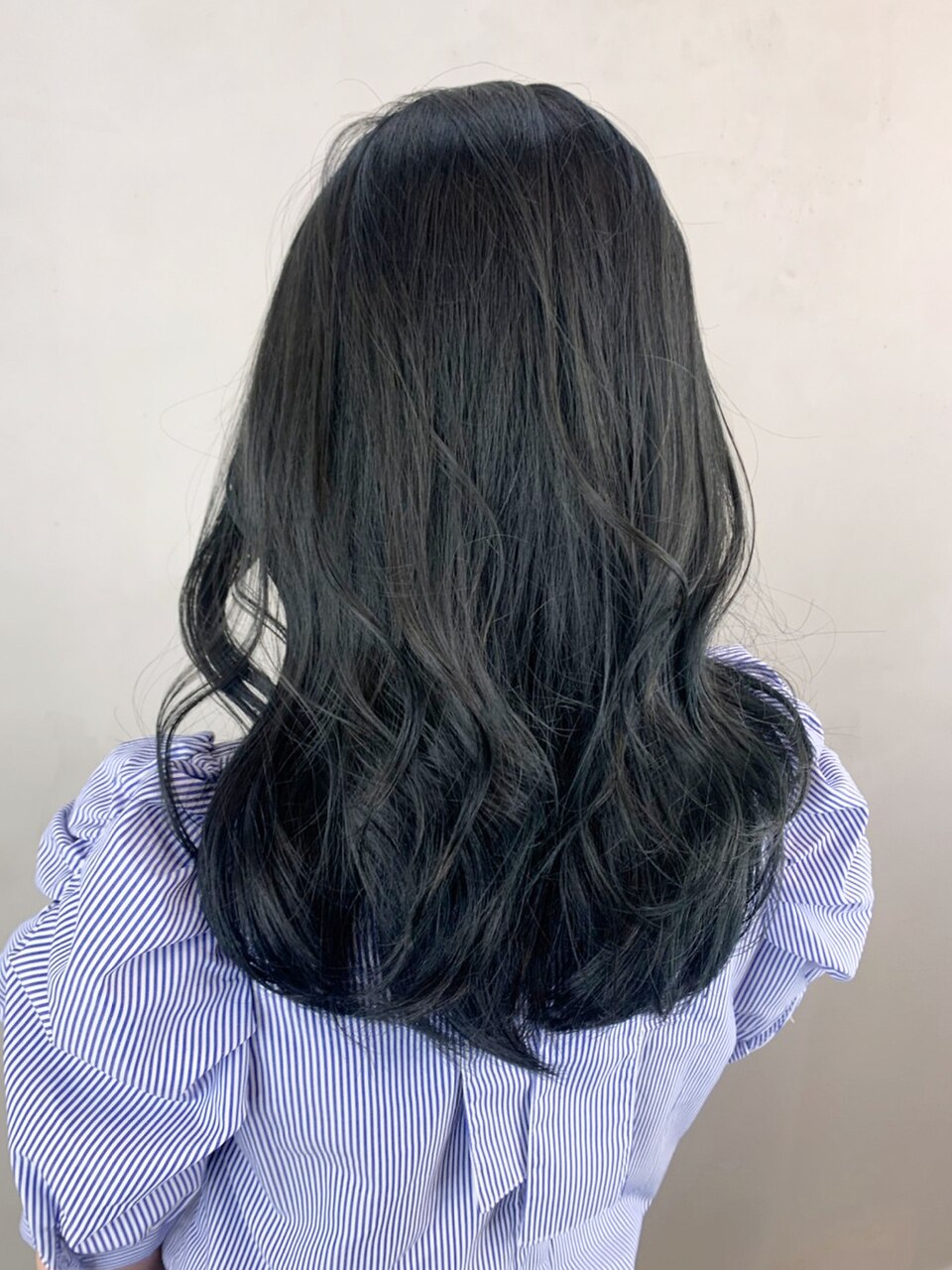 レイヤーカット_外ハネボブセクションカラー_ba401402