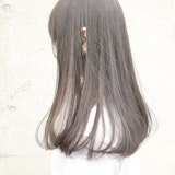 シアーグレージュってどんな髪色?他のグレージュとの違いからサンプルカタログまで