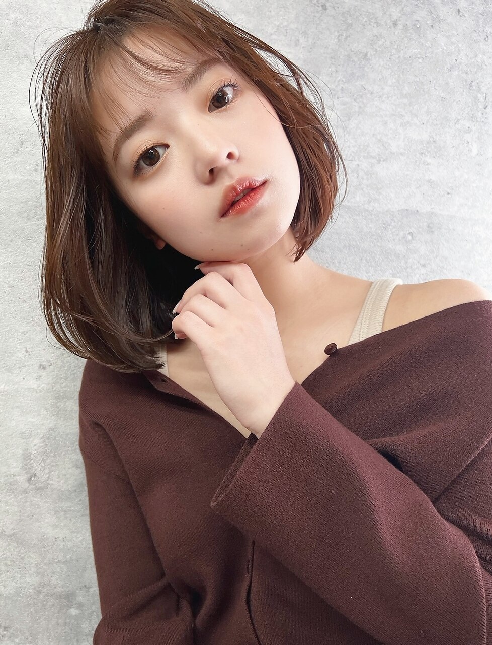【peony 城慎太郎】　ふんわりレイヤーボブ＋ベリーチョコレート