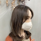 ベージュブラウン