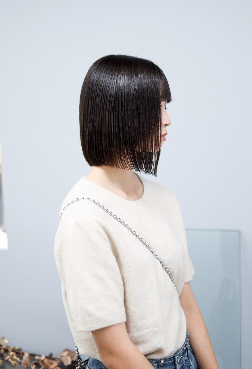 【ストレート】黒髪切りっぱなしボブ