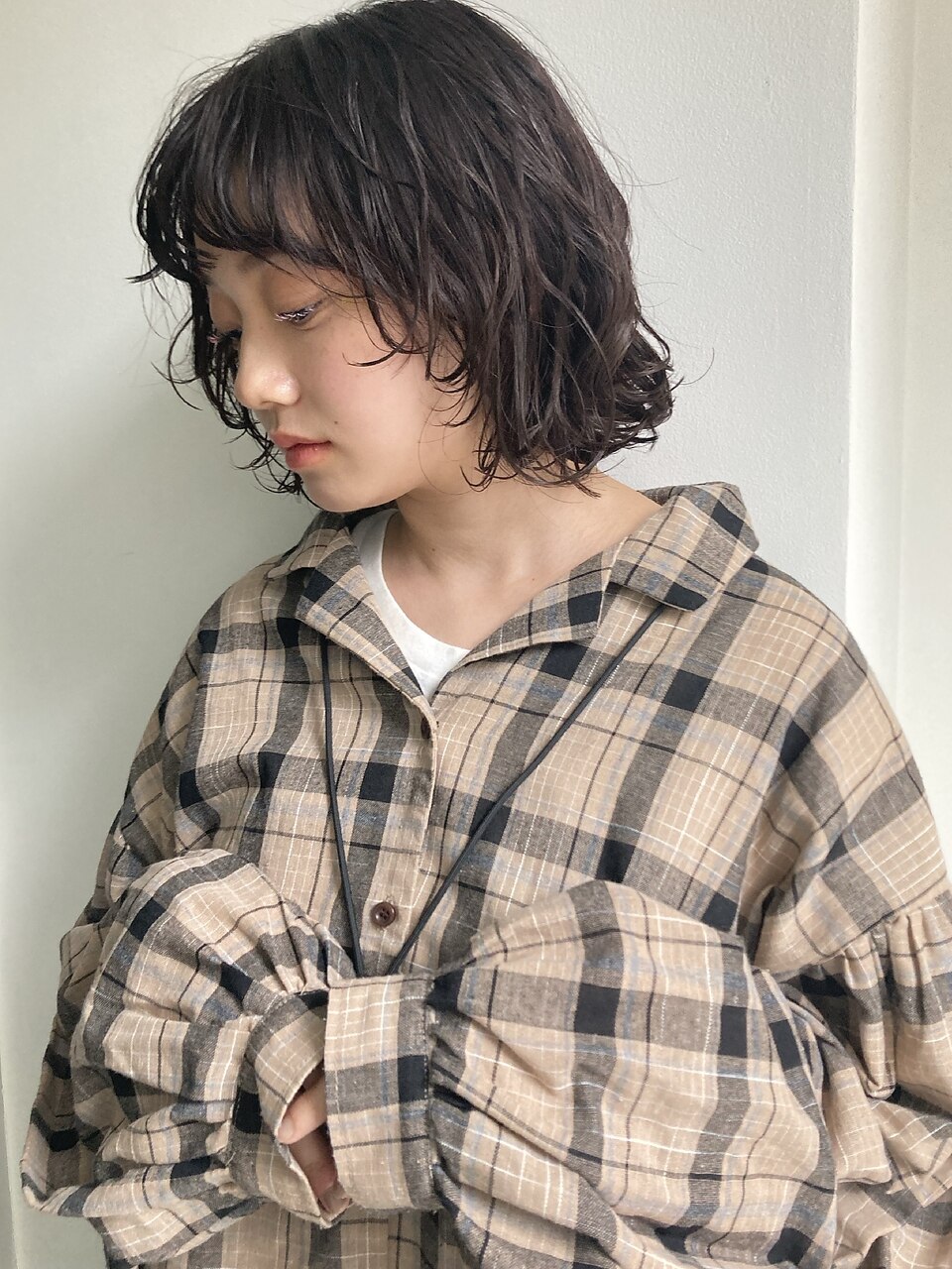 無造作パーマ_顔まわりレイヤーボブ