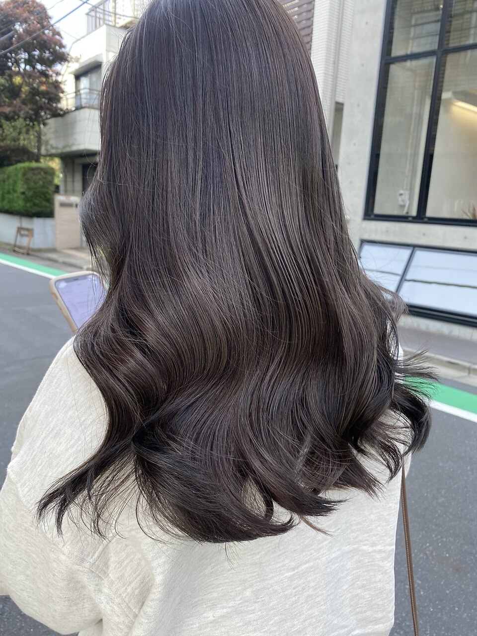 グレージュってどんな色？ブリーチなしとありの違い&最旬グレージュ 