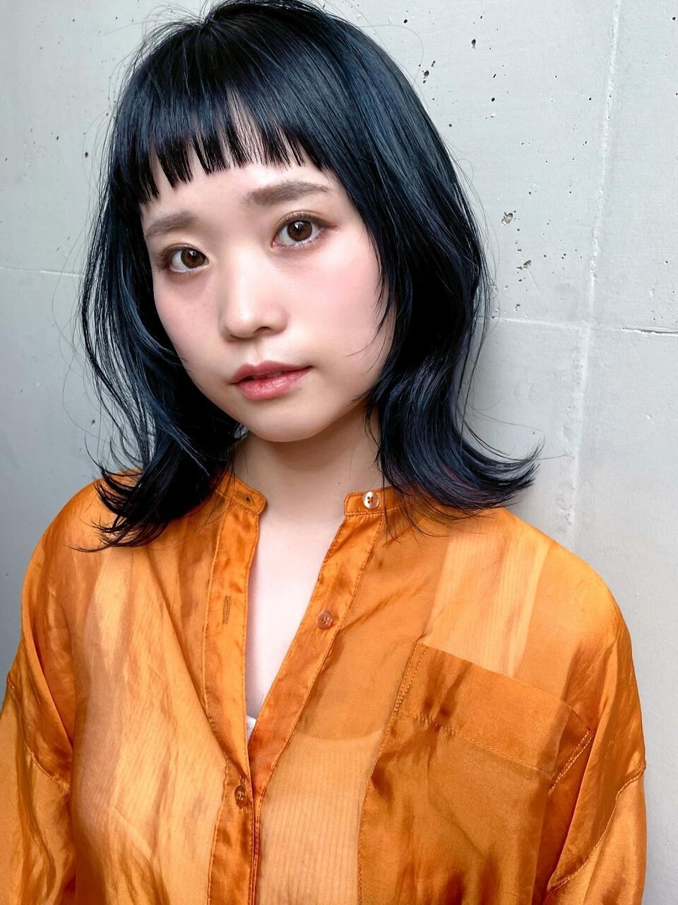 ブルーブラック☆暗髪☆ぱっつん☆オン眉☆くびれヘア