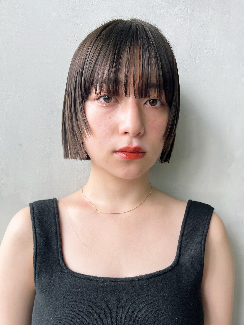 ストレートショート_グレージュカラーボブウルフ_9342
