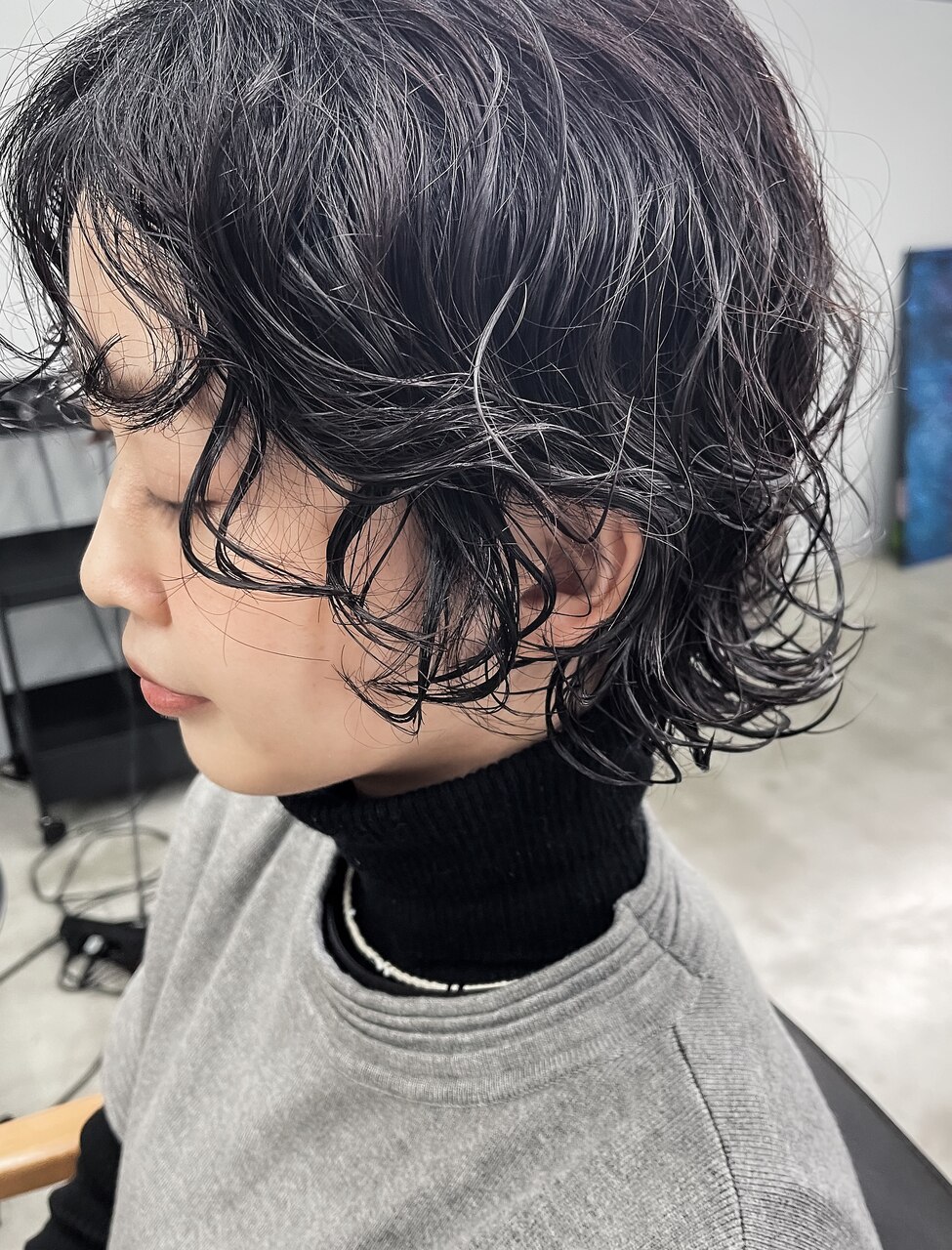 黒髪のニュアンスパーマ♪