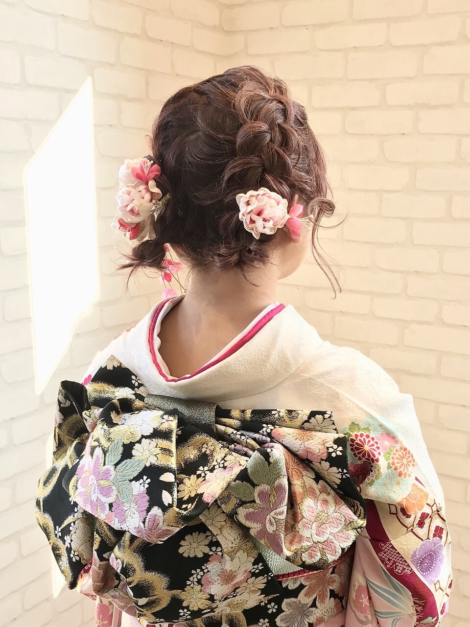 〈avant〉ツインテール編み込み振袖アレンジ