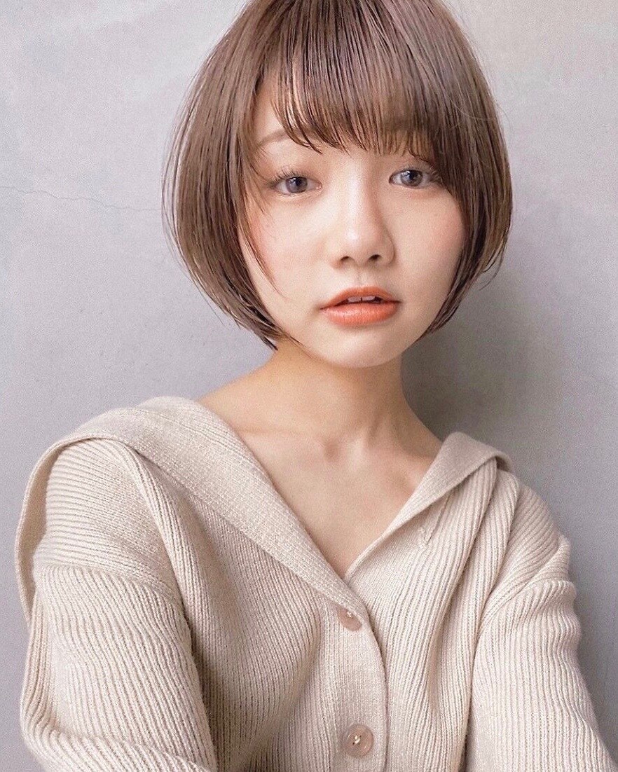 丸顔さんにおすすめ！フェイスラインカット骨格補正小顔ショート