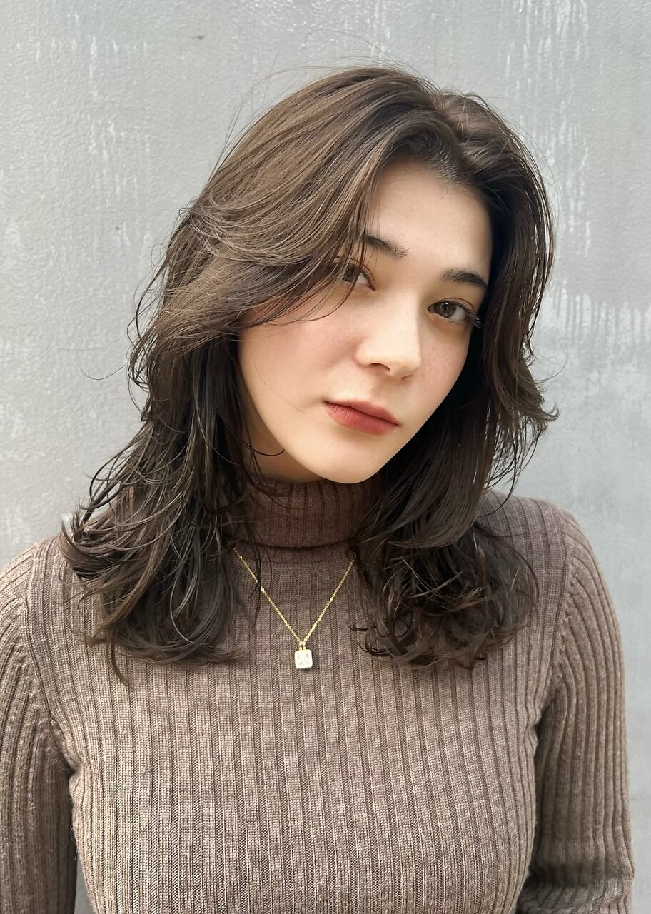 【山中涼太】大人可愛い透け感くびれヘア×オリーブグレージュ
