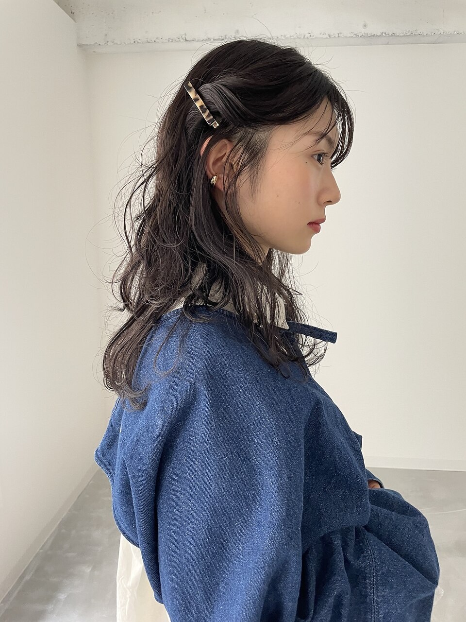 【mood】グレージュ/暗髪/波巻き