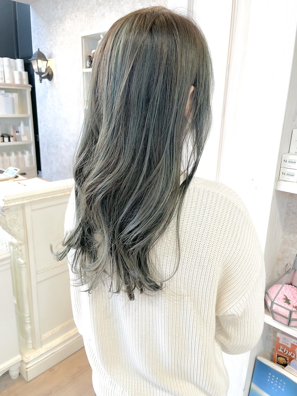 福山市美容室Caary人気イルミナカラー　オリーブアッシュ