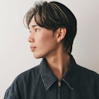 センターパートウルフハイライト