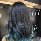 グラデーション×ターコイズブルー