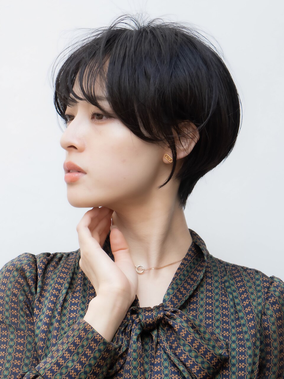 ショートボブ20代30代ココアブラウン髪質改善青山表参道