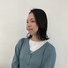 顔まわりレイヤーミディアムボブ