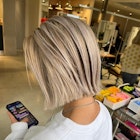 ハイトーン切りっぱなしボブ/ダブルカラー/ショートカット