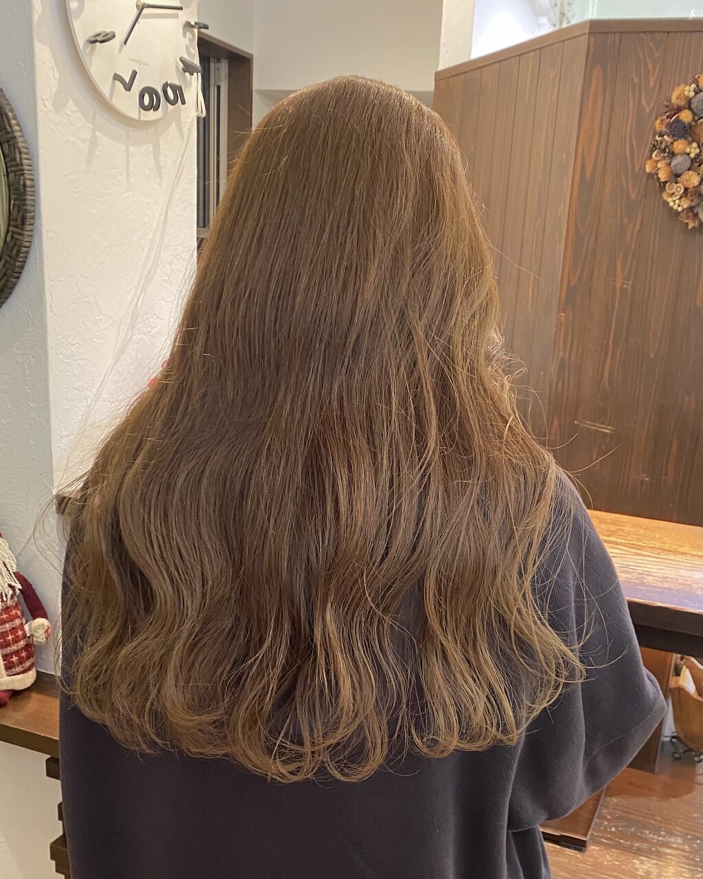 ミルクティーベージュ