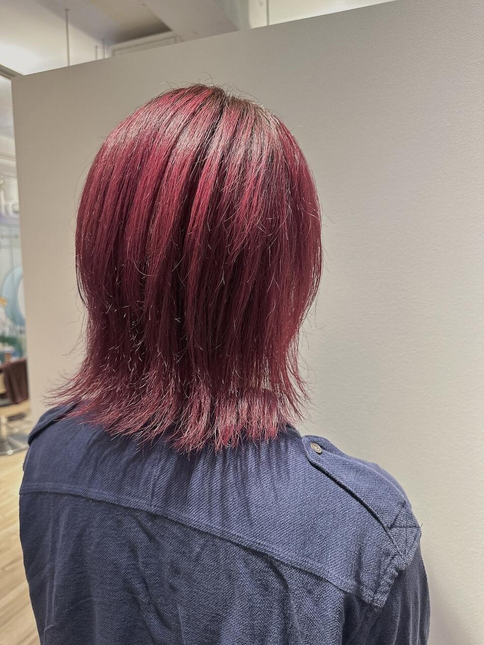 カシスレッド/ウルフカット/ダブルカラー/ブリーチ/曳舟