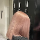 コーラルピンク