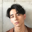 ツイストスパイラルパーマセンターパートツーブロック刈り上げ