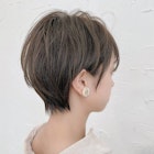 大人可愛いふんわり丸み耳掛けショート