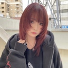 チェリーピンクカシスフェザーミディアムウルフ