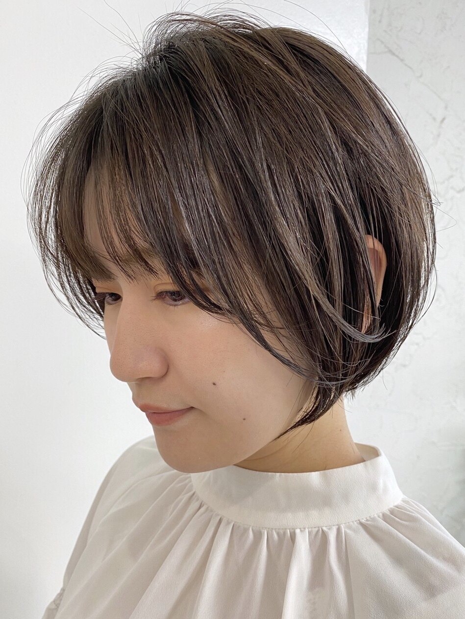 大人ショートボブ丸みショートカットマッシュショート前髪あり