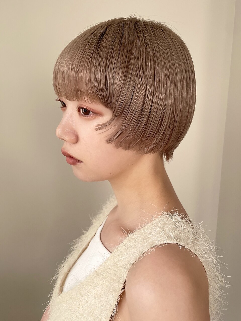 シルキーベージュ/デザインカラー/グレーベージュ/ショート