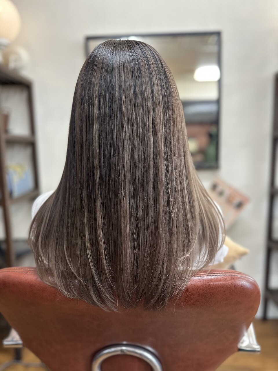 セピアベージュ