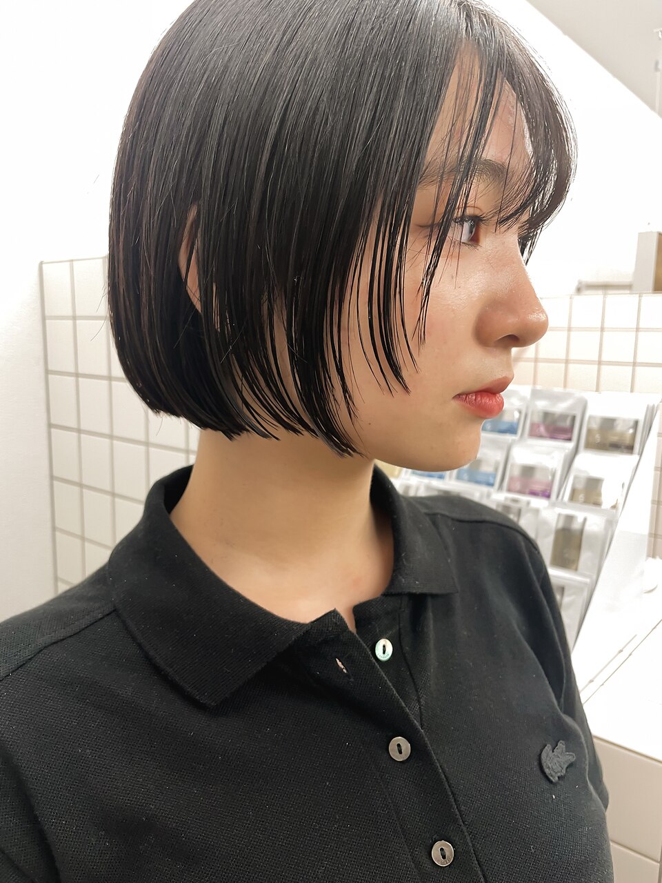 ボブ×顔まわりレイヤー