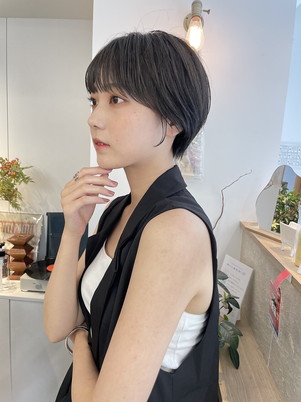20代30代40代丸みショートボブマッシュ前下がりレイヤー