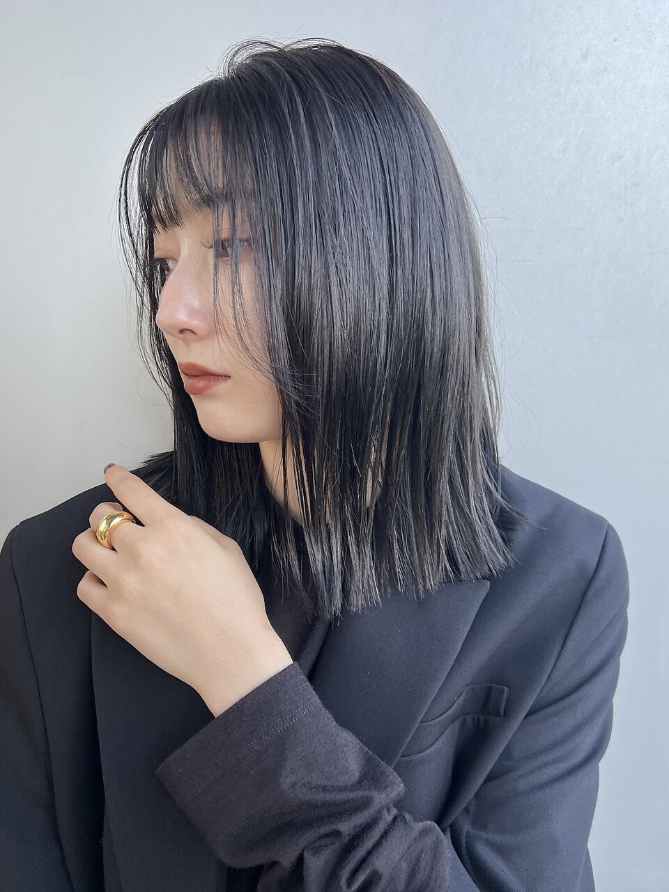 プツッとミディアム/暗髪/ダークグレージュ/10代.20代.30代