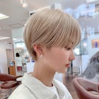 ホワイトベージュ