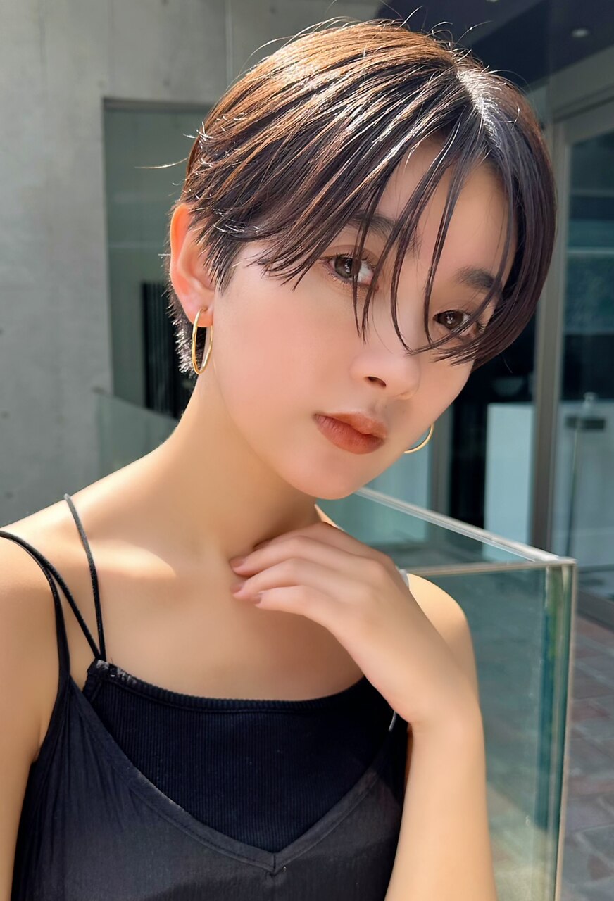 20代30代アッシュカラー韓国風ハンサムショート前髪あり小顔