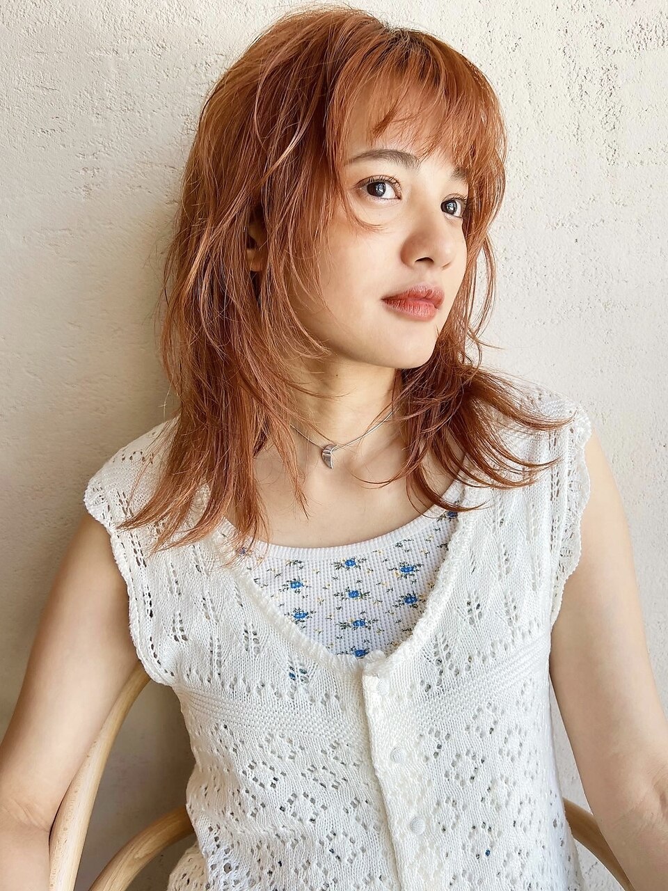 レイヤーカット×顔周りカット×オレンジカラー×暖色×10代20代