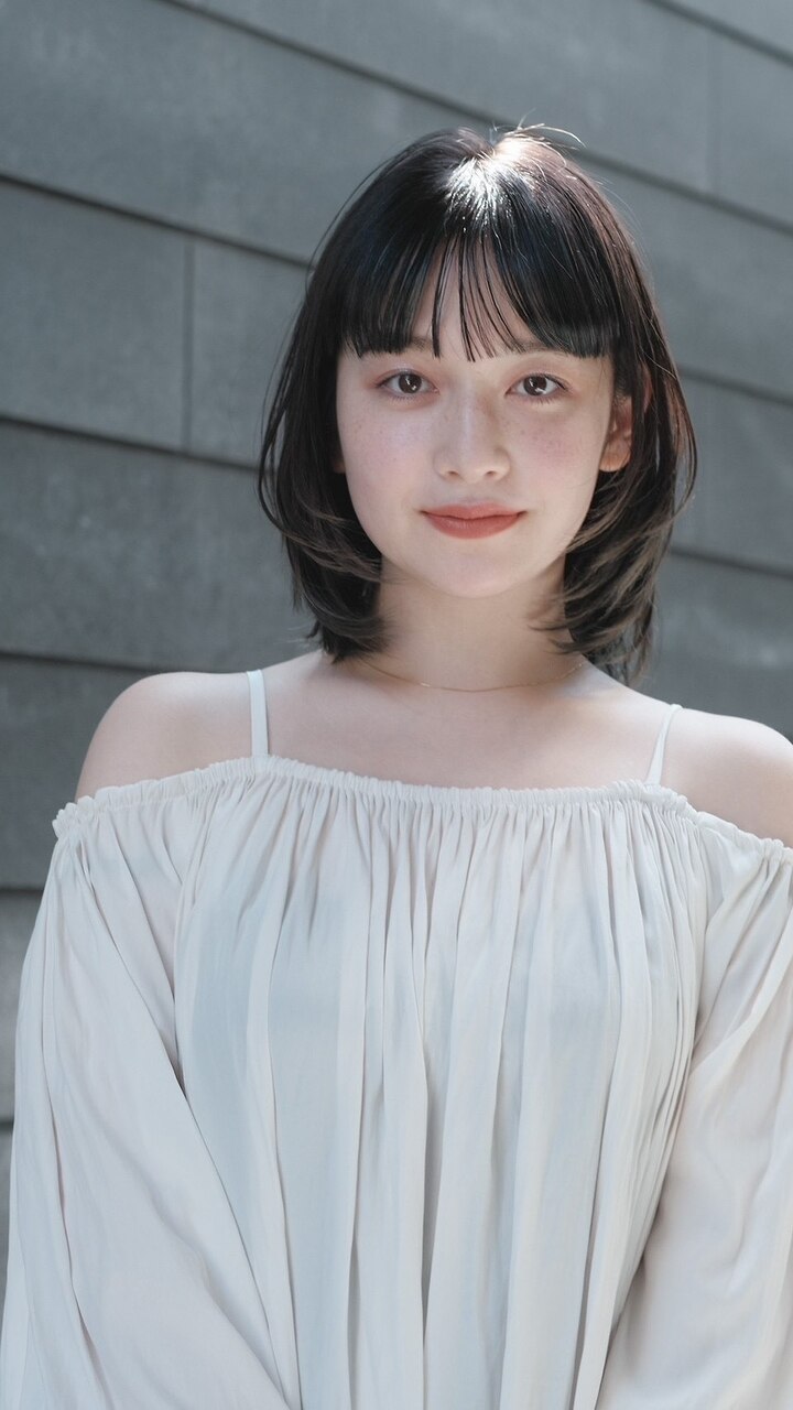 葛西麻安　レイヤーボブ　ミディアムヘア　前髪カタログ