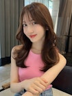 大人可愛い色っぽさ。韓国くびれヘアレイヤーカット薄め前髪