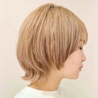 マッシュウルフ ショートヘア ベージュ ブリーチ 原宿表参道
