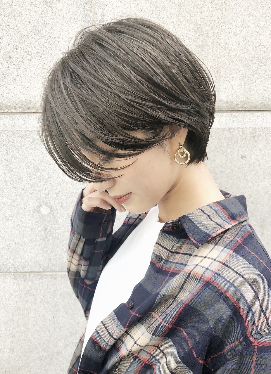 ハンサムショート　グレージュ　30代　40代　
