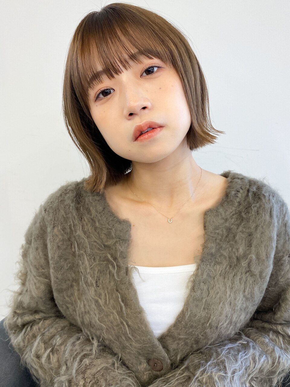 20代30代ミニボブココアブラウン小顔美肌ストレート丸み