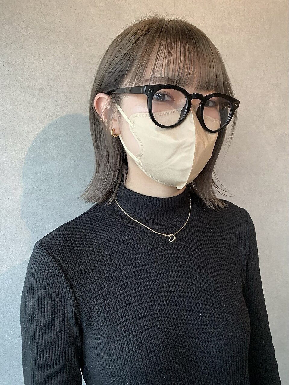 【 切りっぱなしボブ × オリーブグレージュ 】浅野美紀
