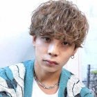 無造作波巻き刈り上げマッシュ