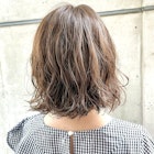 コテ巻き風パーマボブ 外ハネボブ くすみベージュ ボブパーマ