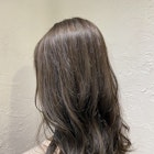 くすみベージュ×ハイライト